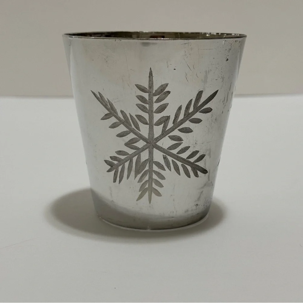 Crate & Barrel Snowflake Glass Votive Holder Silver 4” Vintage